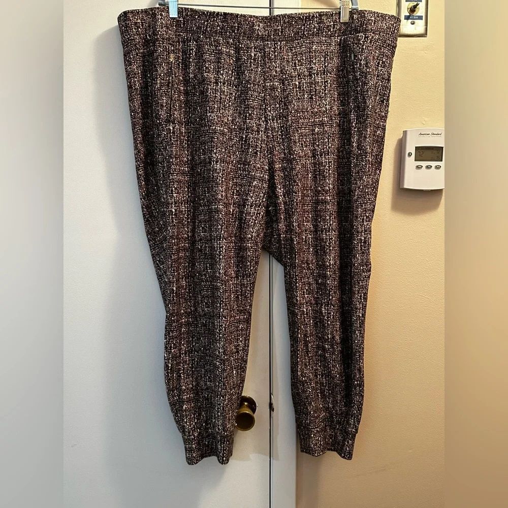 Torrid black, pink, and white jogger